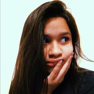 Meet your Posher, Angie